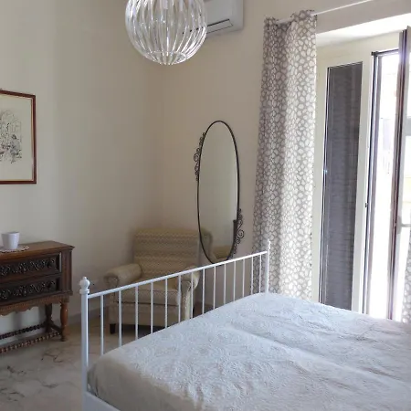 Giardino Della Nonna Bice - Locazioni Turistiche