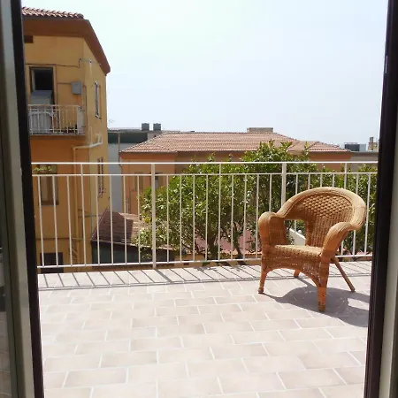 Giardino Della Nonna Bice - Locazioni Turistiche *