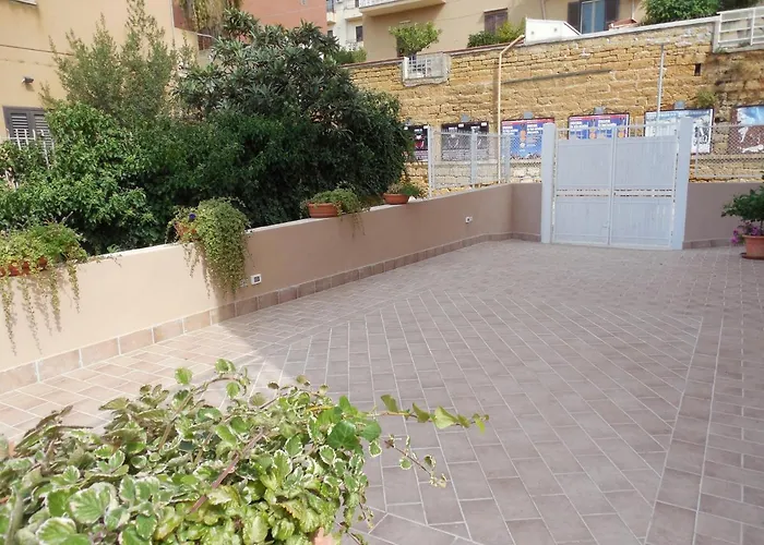 Giardino Della Nonna Bice - Locazioni Turistiche Holiday home *